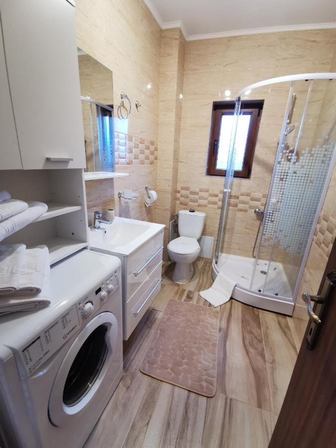 Charming Apartment In Villa Ιάσιο Εξωτερικό φωτογραφία