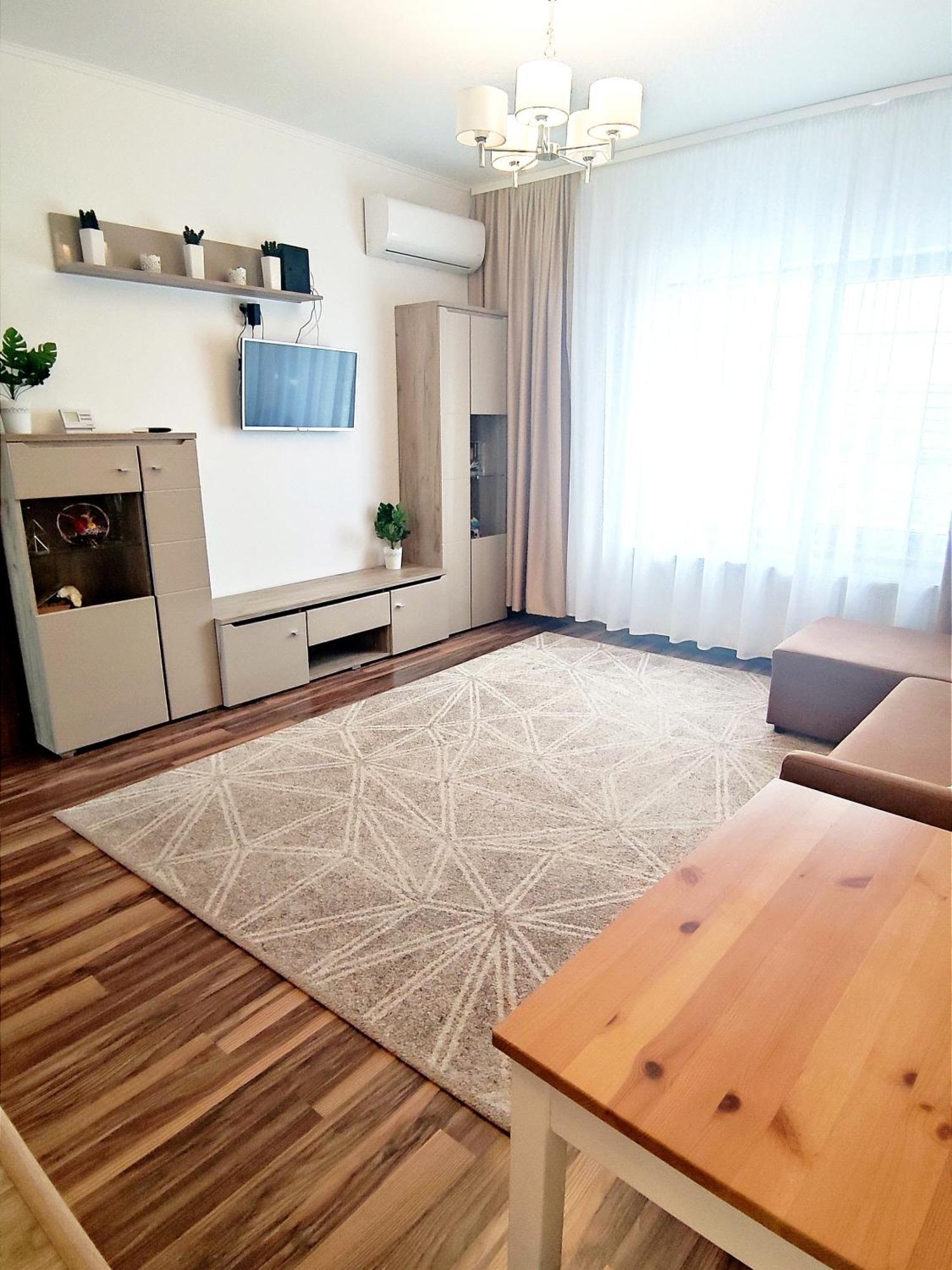 Charming Apartment In Villa Ιάσιο Εξωτερικό φωτογραφία